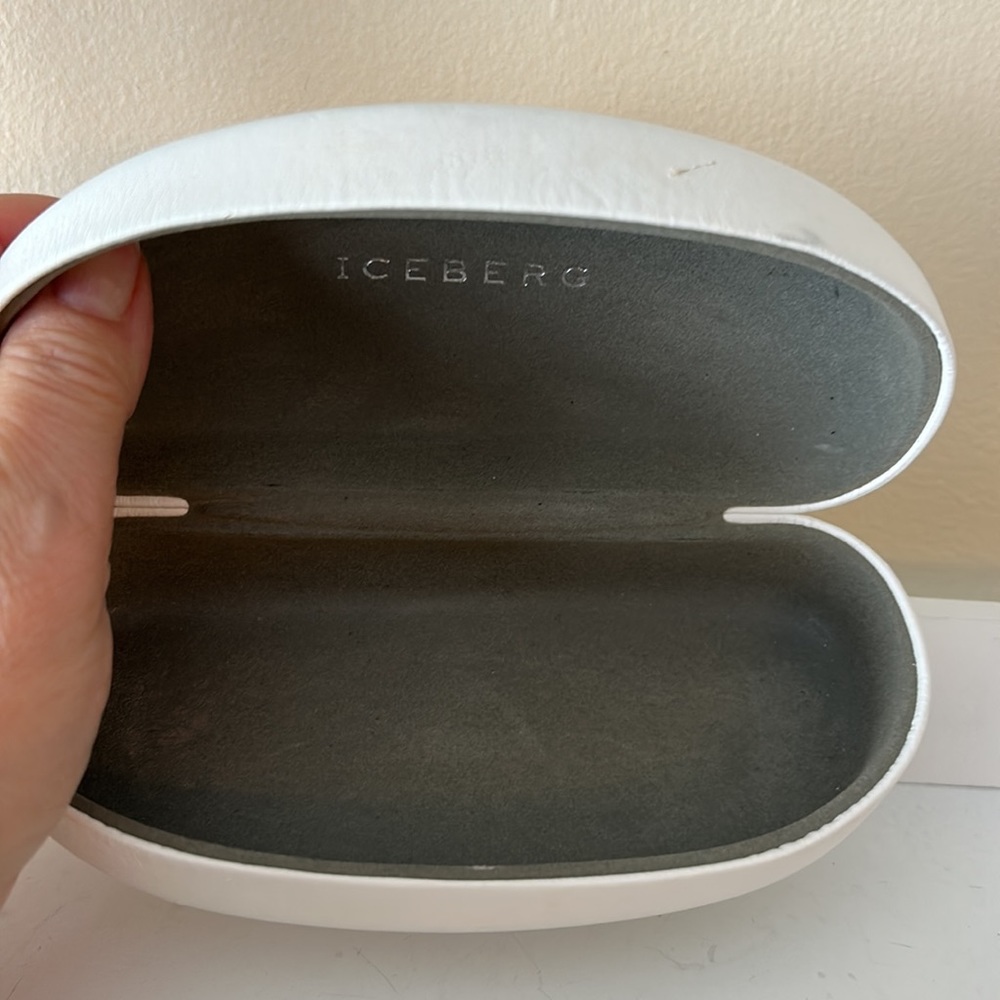 ICEBERG sunglass case - Picture 5 of 7